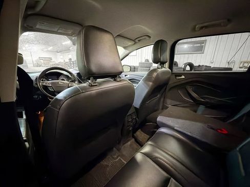 Used 2019 Ford Escape SEL AWD/4WD image 9