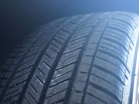 Used 2024 Volkswagen Taos S image 37