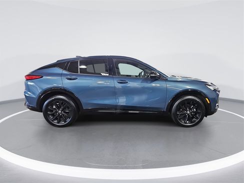 Certified 2024 Buick Envista Sport Touring w/ Convenience I Package image 2