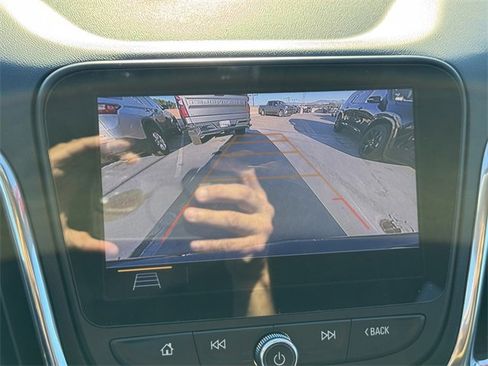 Used 2020 Chevrolet Equinox LT w/ Midnight Edition image 13