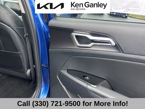 Certified 2025 Kia Sportage EX w/ Premium Package image 57
