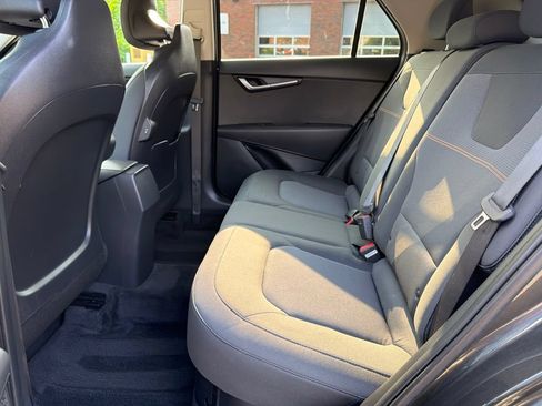Certified 2023 Kia Niro LX FWD image 26