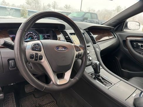 Used 2016 Ford Taurus Limited image 10
