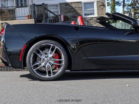 Used 2019 Chevrolet Corvette Stingray Convertible w/ 2LT Preferred Equipment Group image 10
