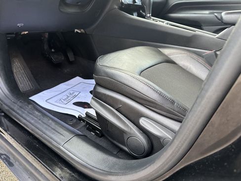 Used 2025 Jeep Compass Trailhawk image 19