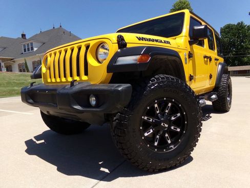 Used 2021 Jeep Wrangler Unlimited Sport image 8