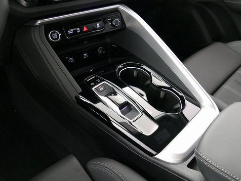 New 2025 Audi Q5 Premium Plus image 22