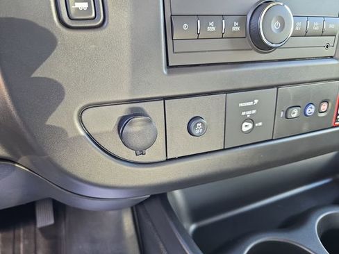New 2025 Chevrolet Express 2500 w/ Enhanced Convenience Package image 13