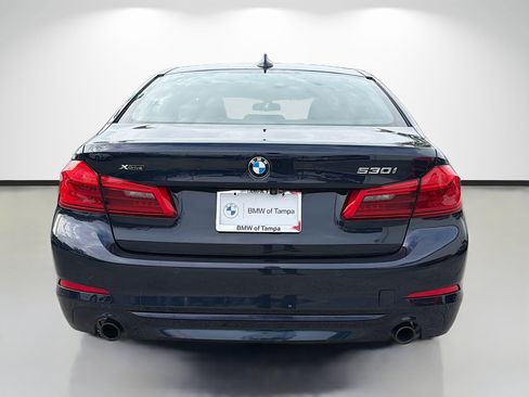 Used 2020 BMW 530i xDrive w/ Convenience Package AWD/4WD image 4