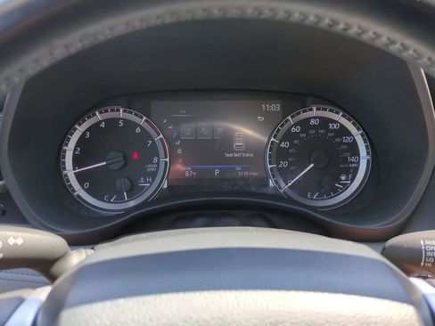 Used 2023 Toyota Highlander LE image 21