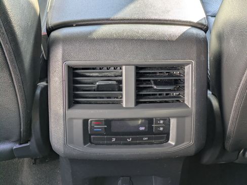 Used 2018 Volkswagen Atlas S image 27