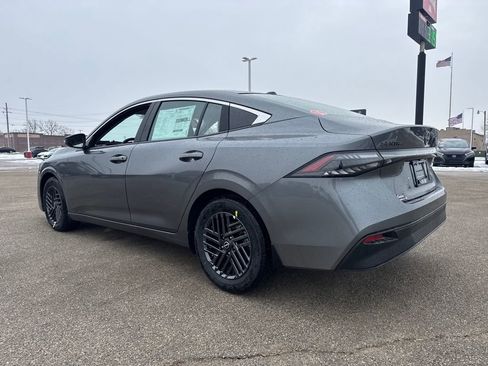 New 2026 Nissan Sentra SV w/ Floor Mat Package image 4