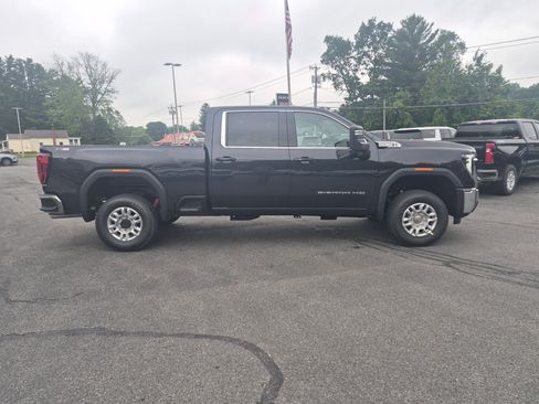 Used 2026 GMC Sierra 2500 SLE w/ SLE Value Package; AWD/4WD image 6