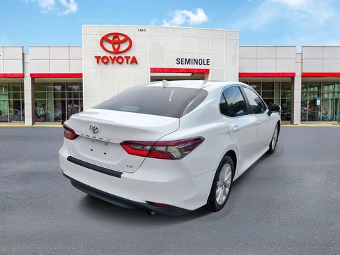 Used 2023 Toyota Camry LE FWD image 3