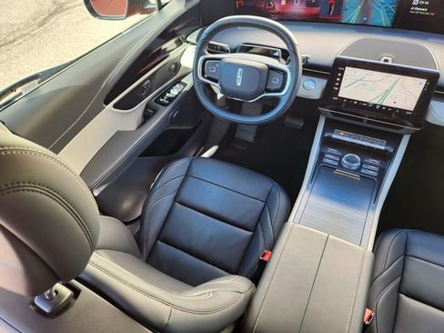 New 2025 Lincoln Nautilus Premier w/ Equipment Group 102A AWD/4WD image 10