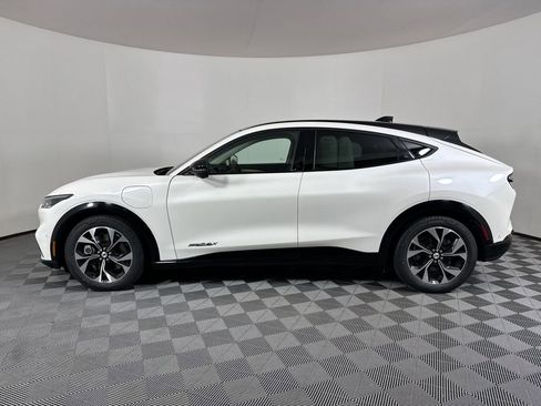 Used 2021 Ford Mustang Mach-E Premium image 24