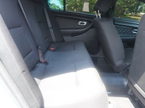 Used 2016 Ford Taurus Police Interceptor AWD image 19