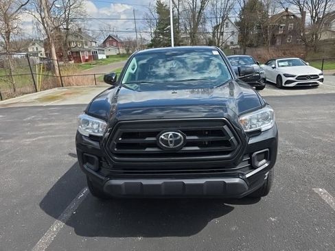 Used 2023 Toyota Tacoma SR image 2