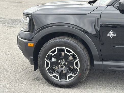 New 2026 Ford Bronco Sport Outer Banks w/ Outer Banks Tech Package+ AWD/4WD image 11