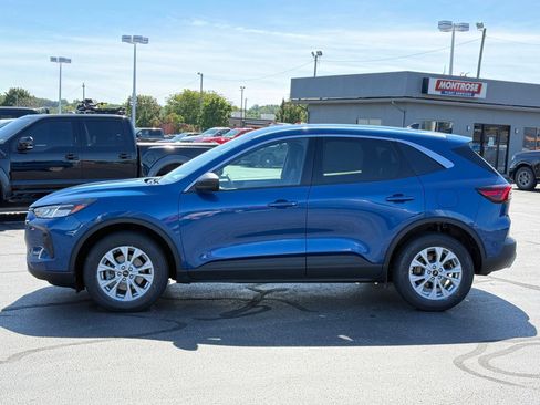 Used 2023 Ford Escape Active w/ Tech Pack #1 AWD/4WD image 7