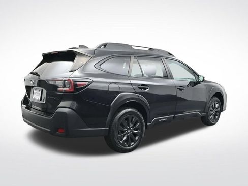 Used 2023 Subaru Outback Onyx Edition AWD/4WD image 8