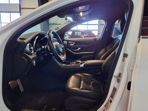 Used 2015 Mercedes-Benz C 300 4MATIC Sedan image 15