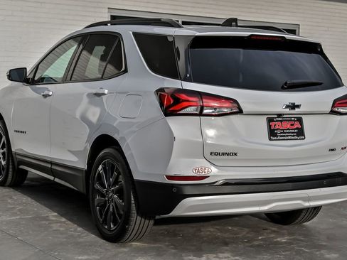 Used 2024 Chevrolet Equinox RS w/ RS Leather Package AWD/4WD image 9