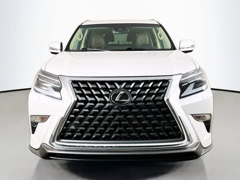 Used 2021 Lexus GX 460 Luxury w/ Sport Design Package AWD/4WD image 3