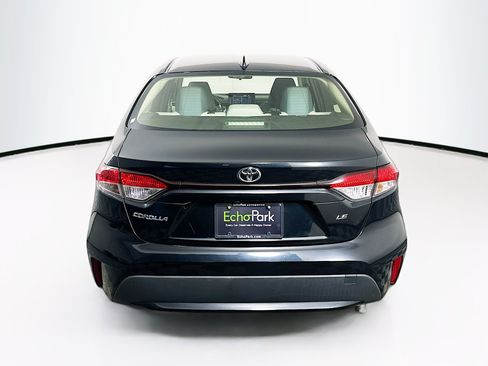 Used 2022 Toyota Corolla LE FWD image 7