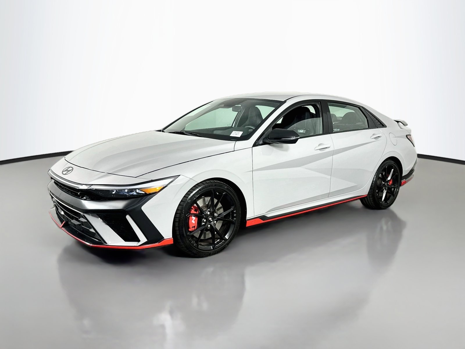 Used 2025 Hyundai Elantra N FWD image 3