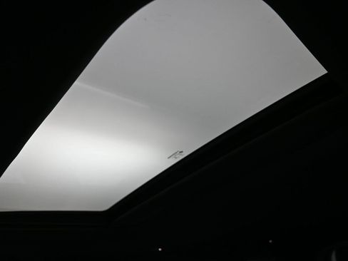 New 2025 Jeep Grand Cherokee L Laredo image 23