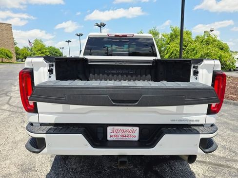 Used 2022 GMC Sierra 2500 Denali AWD/4WD image 10