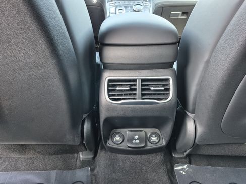 Used 2023 Hyundai Santa Fe Calligraphy FWD image 17