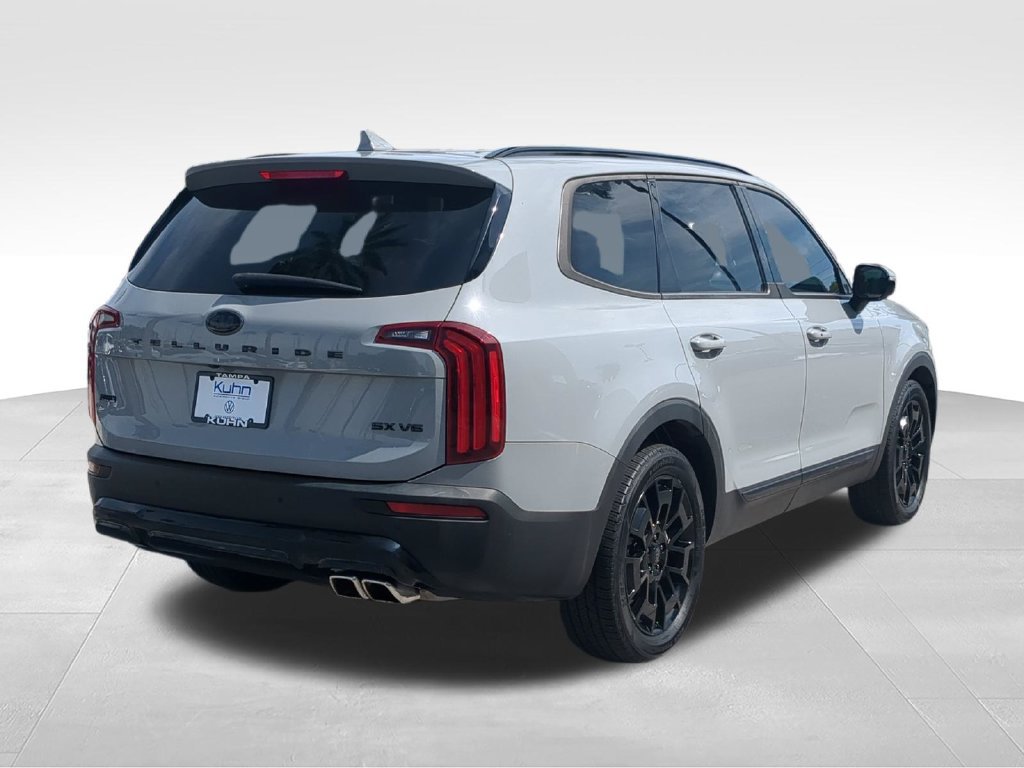Used 2021 Kia Telluride SX w/ SX Prestige Package AWD/4WD image 3