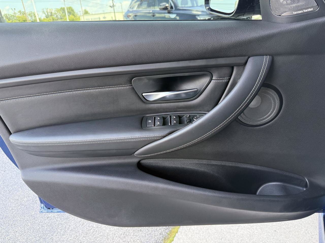 Used 2018 BMW M3 w/ Competition Package RWD image 10