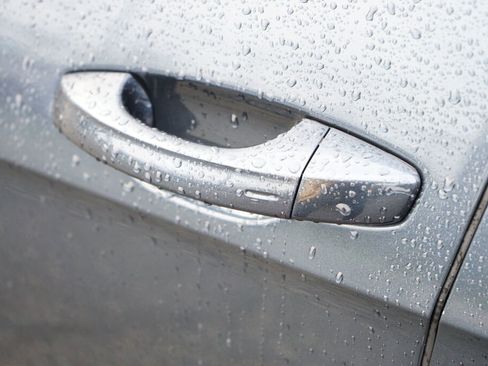 Used 2019 Volkswagen GTI SE image 10