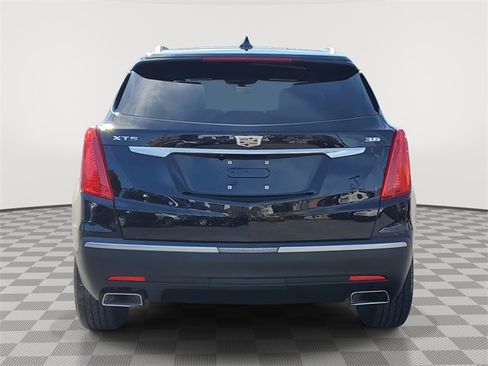 Used 2018 Cadillac XT5 FWD image 5