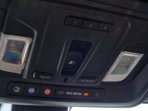 Used 2022 Chevrolet Silverado 3500 High Country w/ Technology Package image 43