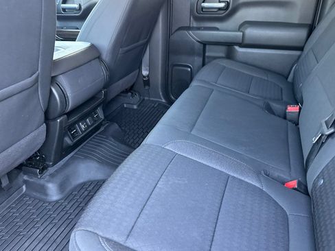 Used 2021 Chevrolet Silverado 1500 LT RWD image 12
