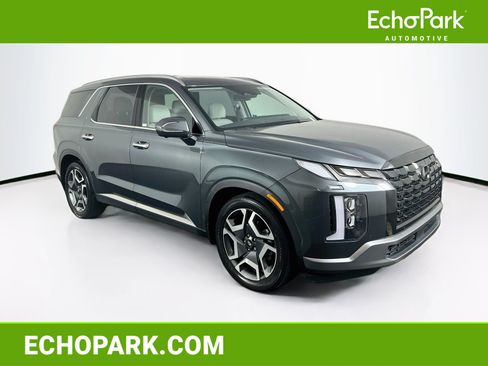 Used 2023 Hyundai Palisade Limited w/ Cargo Package FWD image 1