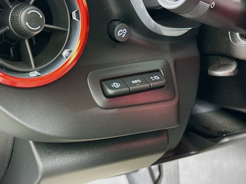 Used 2017 Chevrolet Camaro SS image 17