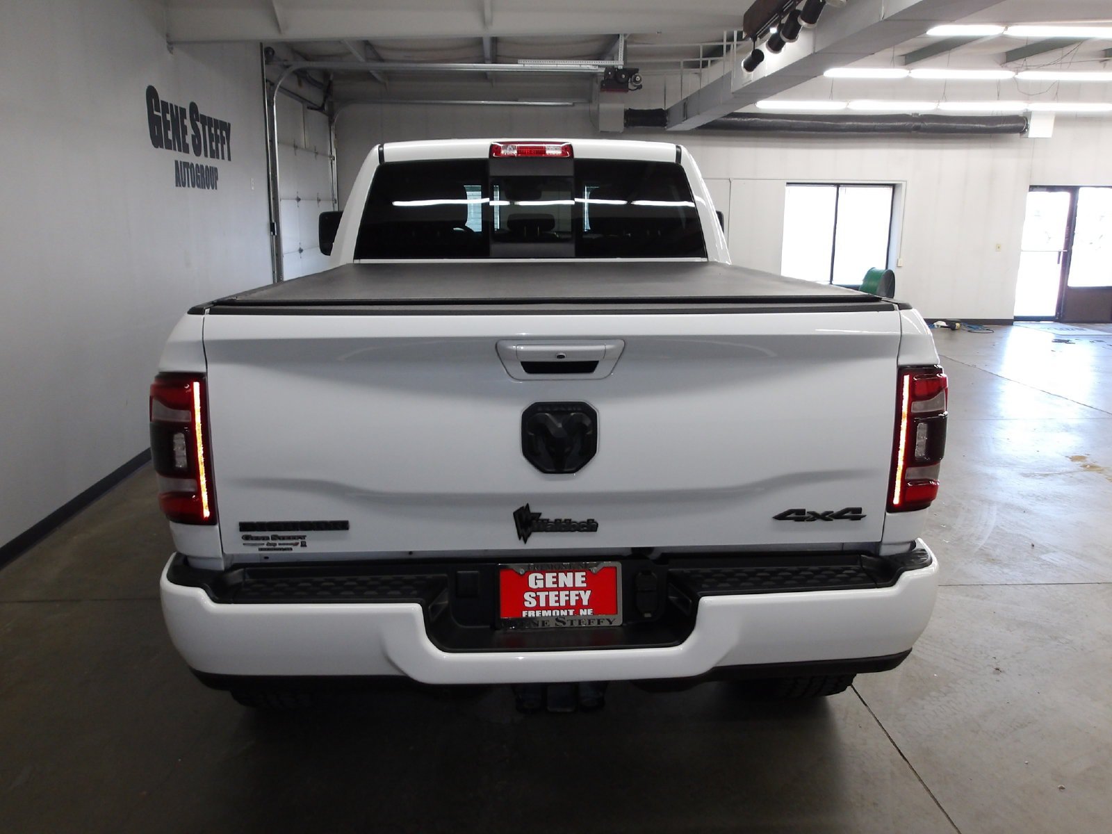 Used 2023 RAM 2500 Big Horn w/ Level B Equipment Group AWD/4WD image 7