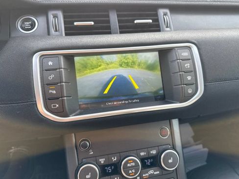Used 2018 Land Rover Range Rover Evoque SE AWD/4WD image 14