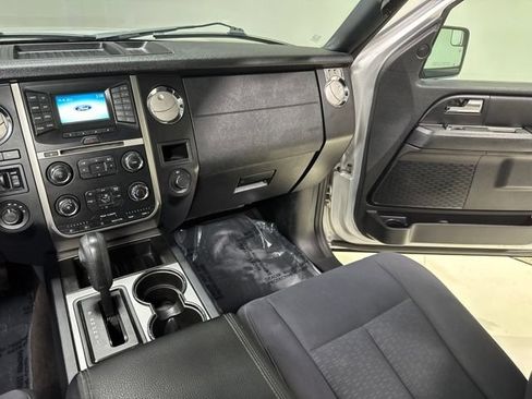 Used 2017 Ford Expedition EL XL w/ Equipment Group 101A AWD/4WD image 23