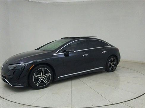 Used 2023 Mercedes-Benz EQE 500 4MATIC Sedan image 68