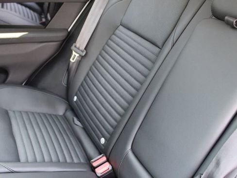 Used 2024 Land Rover Discovery Sport S image 24