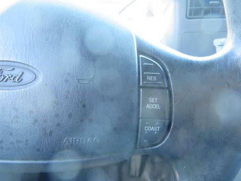 Used 2001 Ford F450 2WD Crew Cab Super Duty image 19