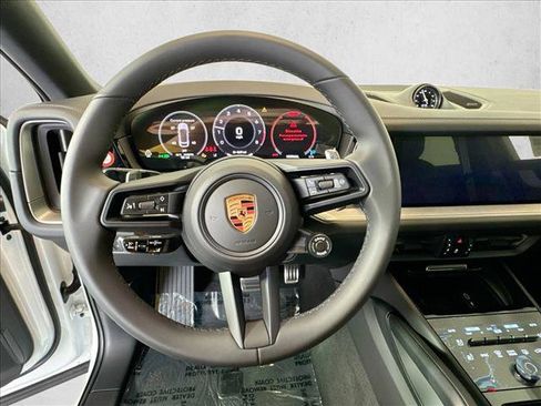 Used 2026 Porsche Cayenne S AWD/4WD image 14