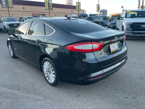 Used 2013 Ford Fusion SE image 5