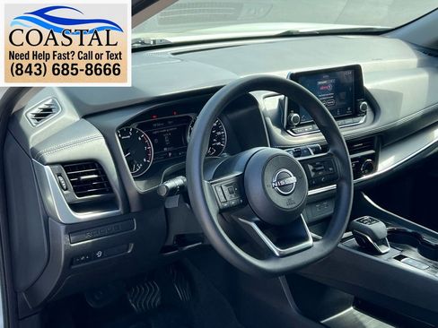 Certified 2024 Nissan Rogue S FWD image 6